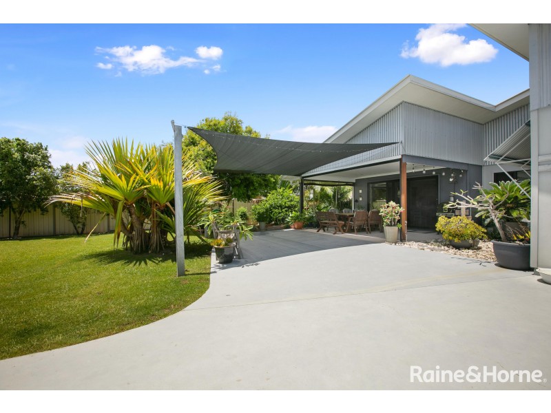 74 Fyshburn Drive, Cooloola Cove QLD 4580