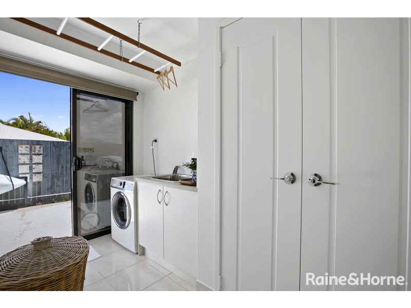 74 Fyshburn Drive, Cooloola Cove QLD 4580