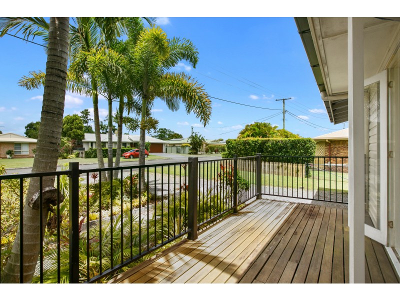 53 Golden Hind Avenue, Cooloola Cove QLD 4580
