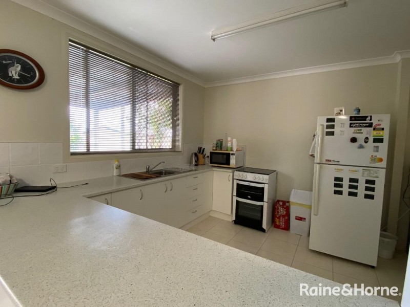 3 TITANIC COURT, Cooloola Cove QLD 4580
