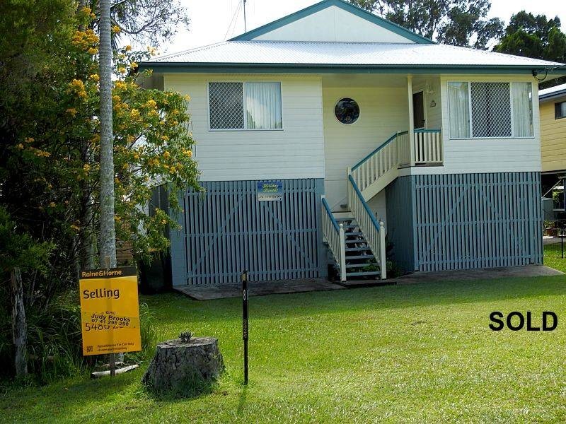 12 BORONIA DRIVE, Tinnanbar QLD 4650