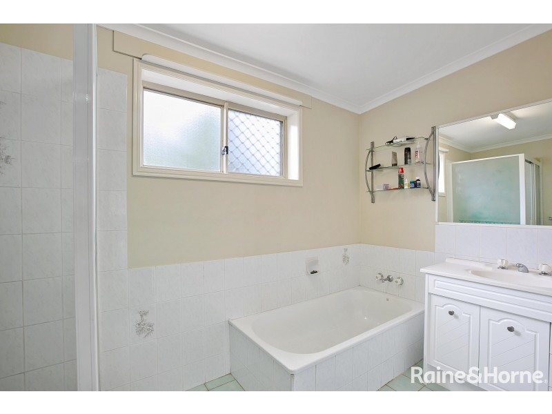 8 Webster Road, Goomboorian QLD 4570