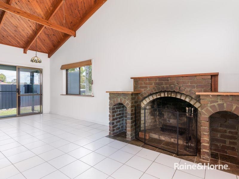 10 Tarwhine Street, Tin Can Bay QLD 4580