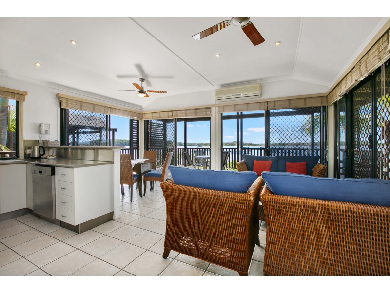 14 The Villa ” Key Largo “, Tin Can Bay QLD 4580