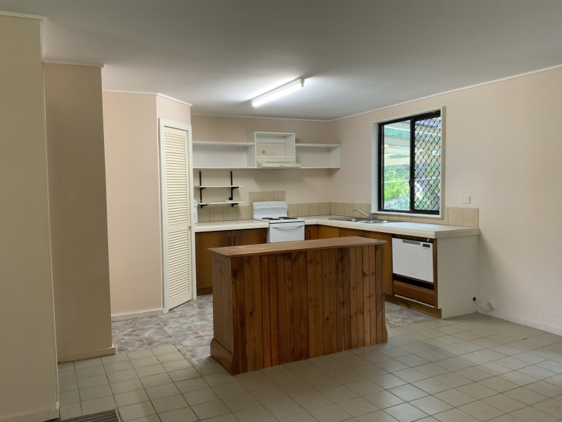 33 Seawitch Court, Cooloola Cove QLD 4580