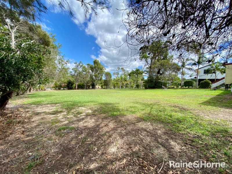 54 Bayside Road, Cooloola Cove QLD 4580