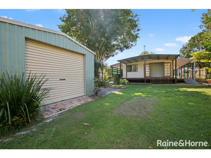 36 Bass Street, Tin Can Bay QLD 4580