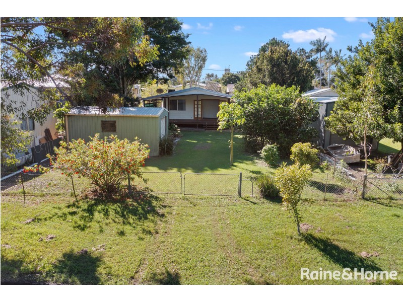 36 Bass Street, Tin Can Bay QLD 4580