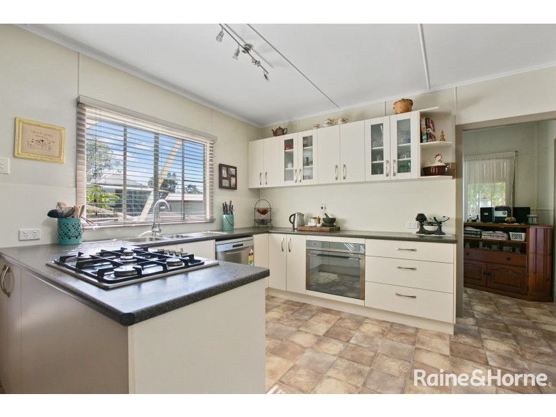 60 WHITAKER STREET, Boonooroo QLD 4650
