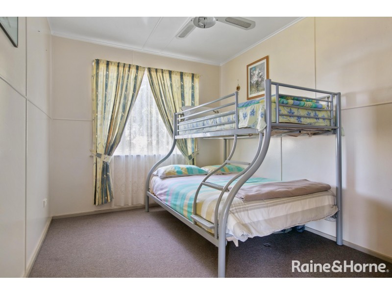 60 WHITAKER STREET, Boonooroo QLD 4650