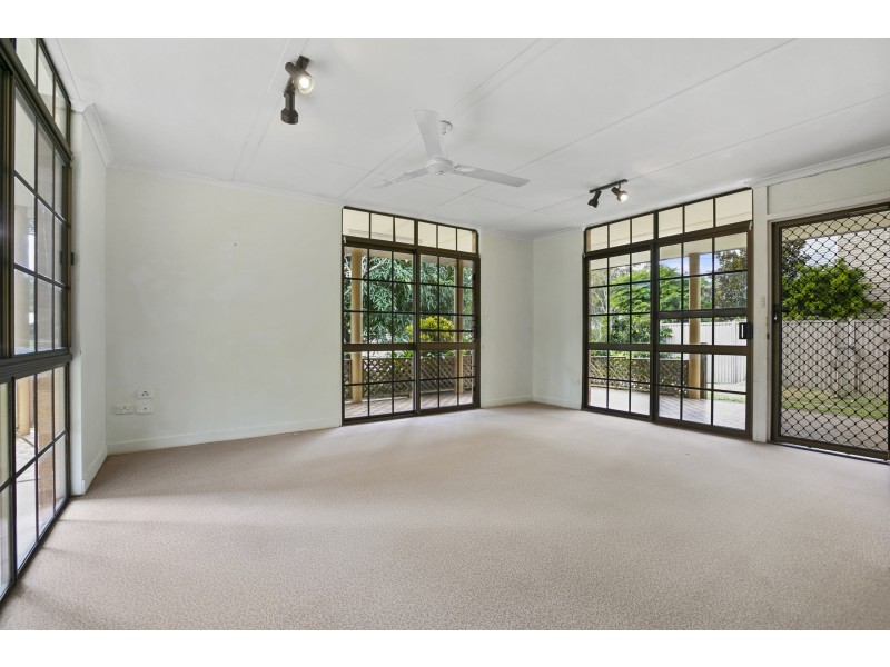 6 Gar Street, Tin Can Bay QLD 4580