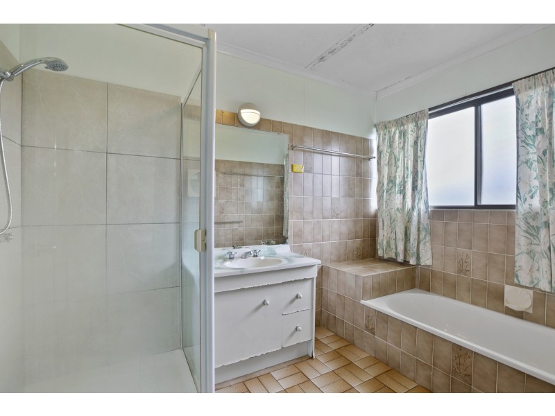 6 Gar Street, Tin Can Bay QLD 4580