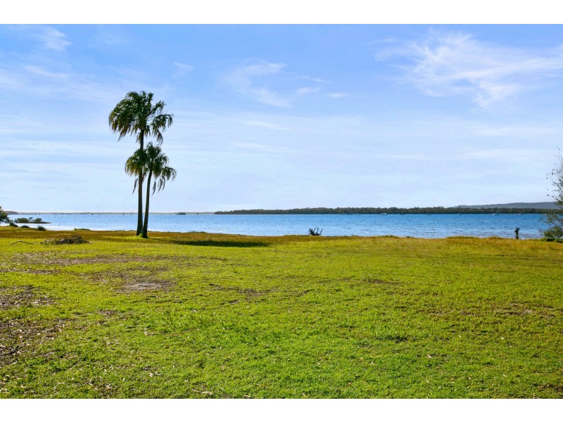 6 Gar Street, Tin Can Bay QLD 4580