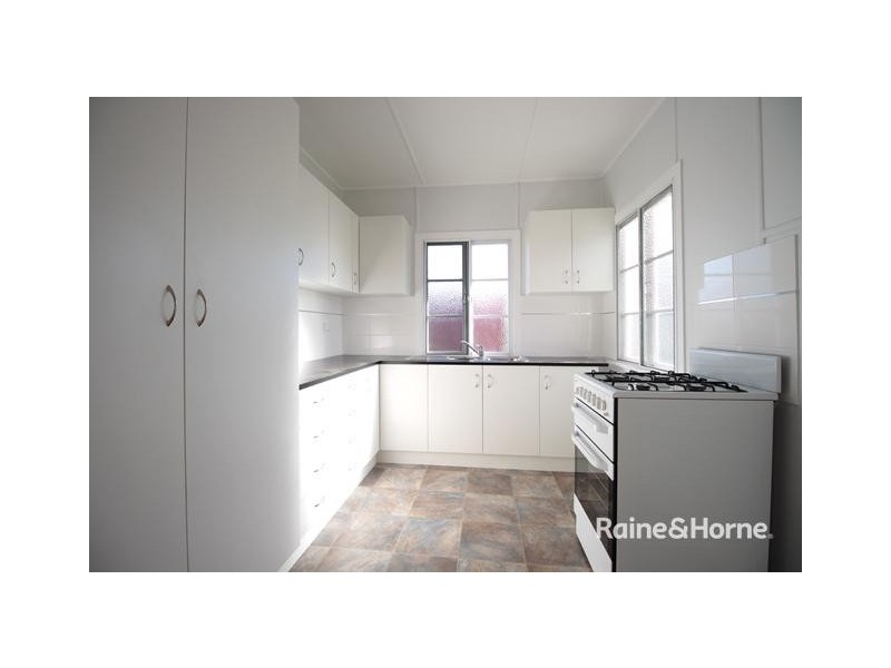 26 Gympie Road, Tin Can Bay QLD 4580