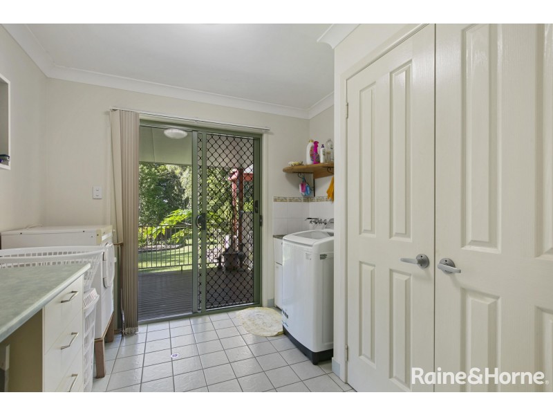 5 Renown Court, Cooloola Cove QLD 4580