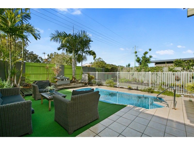 112 Emperor Street, Tin Can Bay QLD 4580