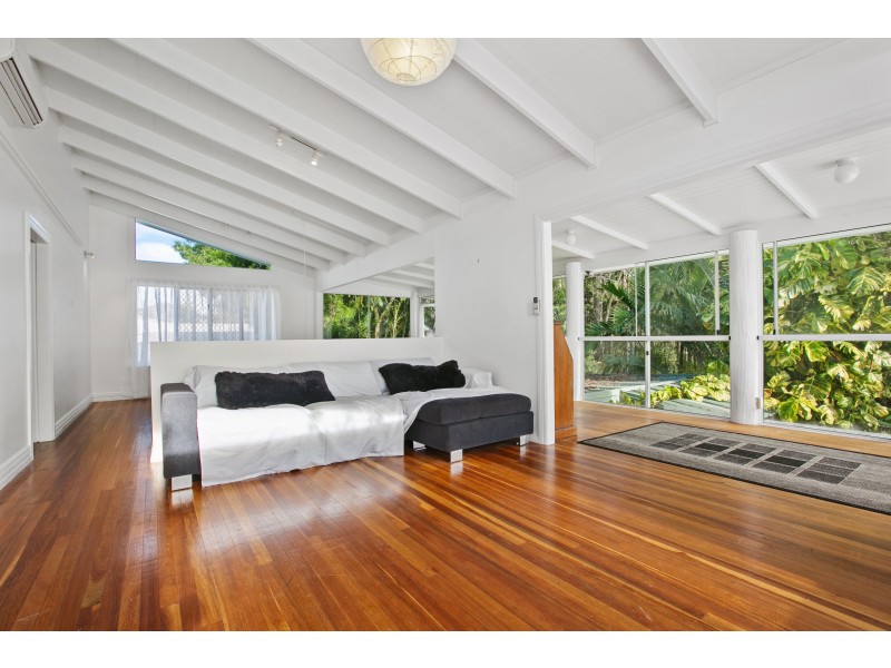 112 Emperor Street, Tin Can Bay QLD 4580