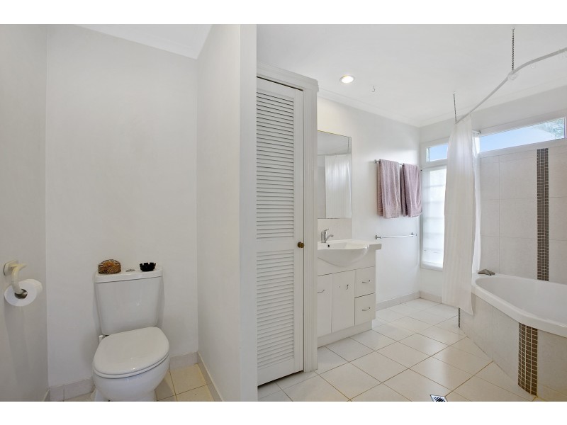 112 Emperor Street, Tin Can Bay QLD 4580