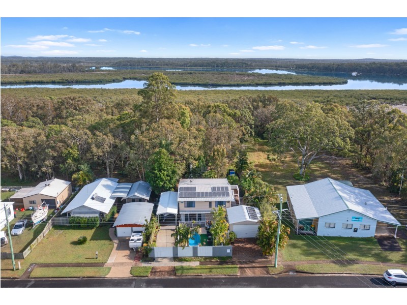 112 Emperor Street, Tin Can Bay QLD 4580
