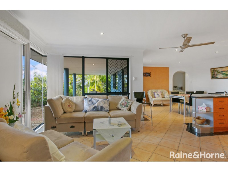 6 Banksia Avenue, Tin Can Bay QLD 4580