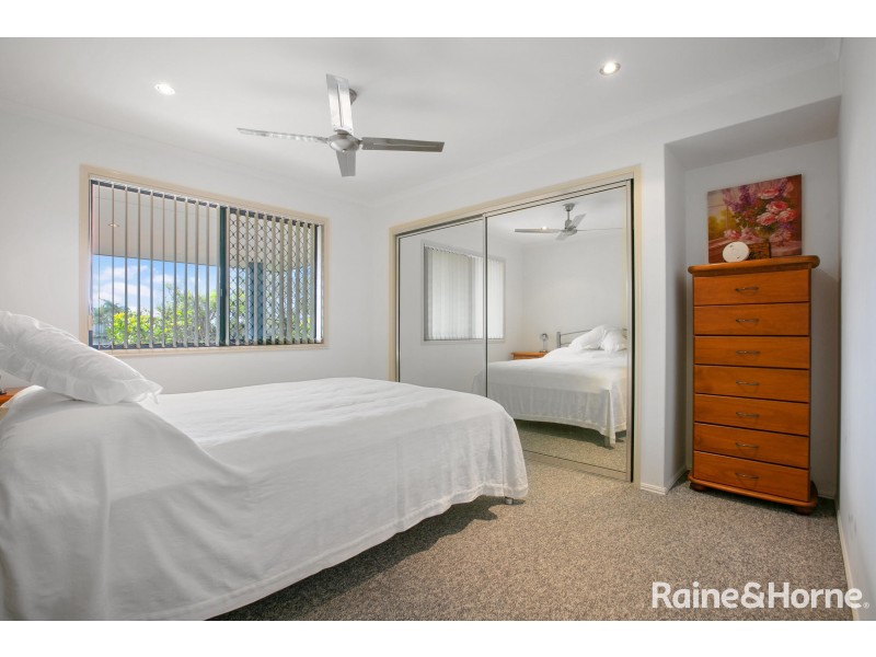 6 Banksia Avenue, Tin Can Bay QLD 4580