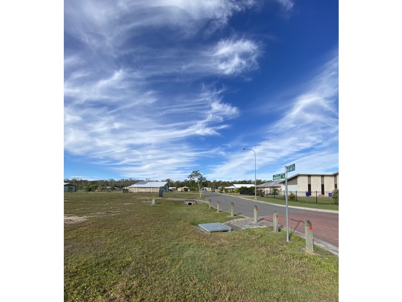 5 Great Knot Place, Boonooroo QLD 4650