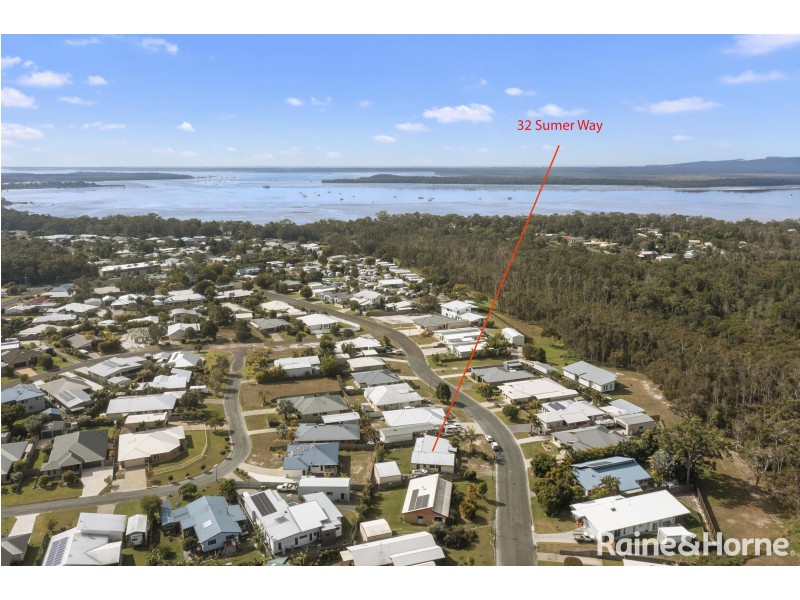 32 Summer Way, Tin Can Bay QLD 4580