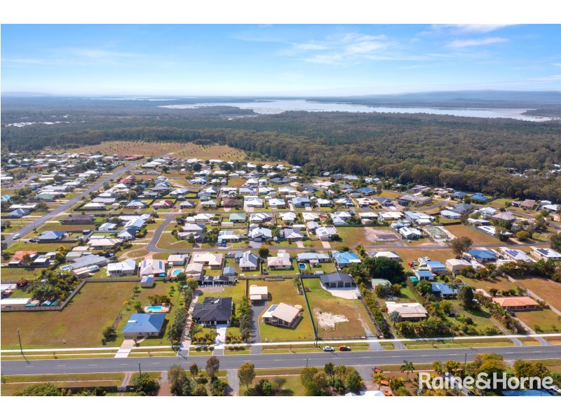 97 Investigator Avenue, Cooloola Cove QLD 4580