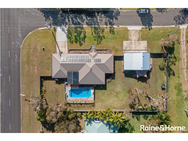 17 Endeavour Drive, Cooloola Cove QLD 4580