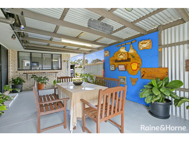 9 BATAVIA COURT, Cooloola Cove QLD 4580