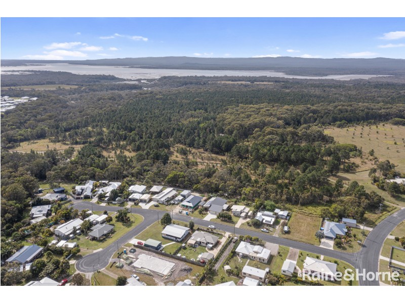 9 BATAVIA COURT, Cooloola Cove QLD 4580