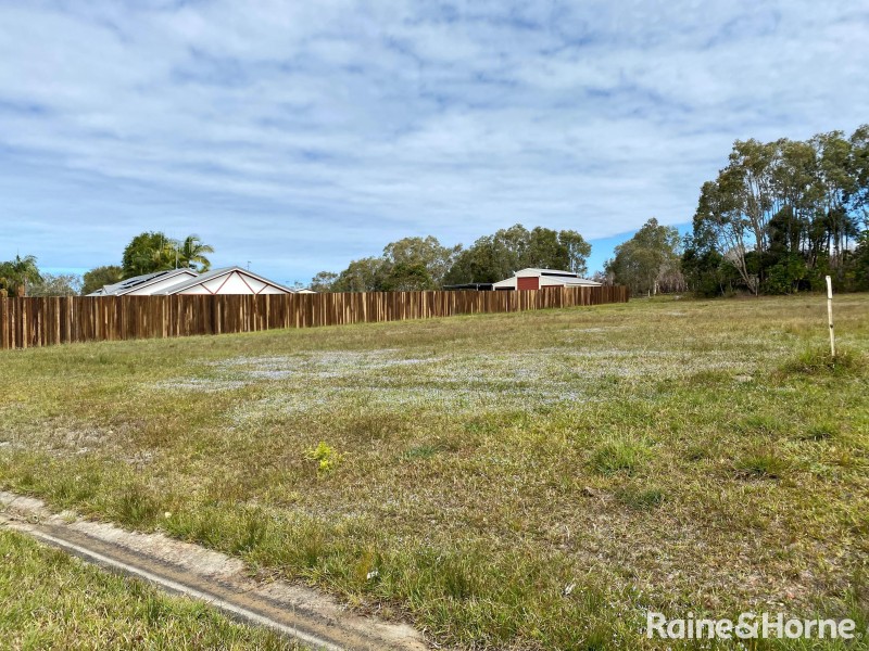 92 Investigator Ave, Cooloola Cove QLD 4580