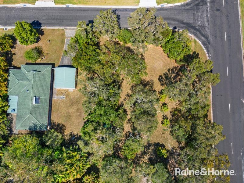 15 ENDEAVOUR DRIVE, Cooloola Cove QLD 4580