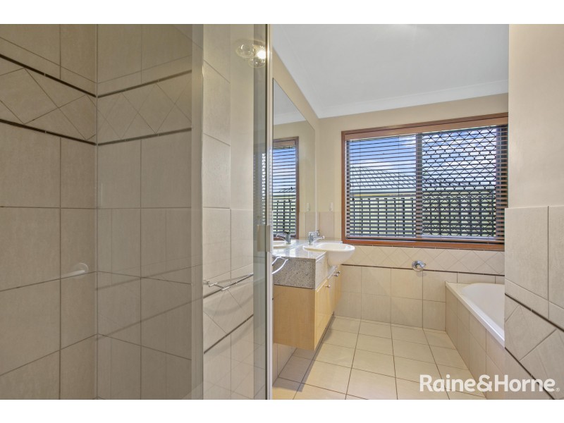 21 Sterling Castle Road, Tin Can Bay QLD 4580