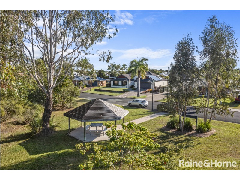 21 Sterling Castle Road, Tin Can Bay QLD 4580