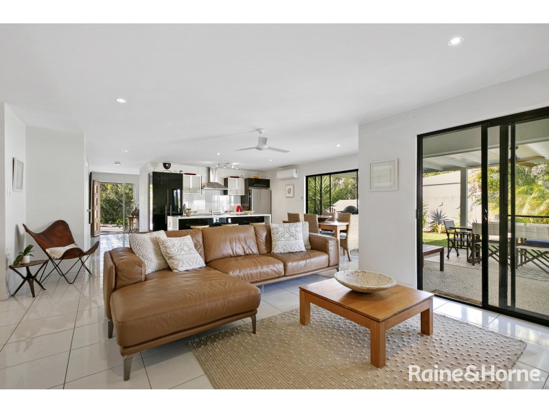 2 CREEKSIDE ESPLANADE, Cooloola Cove QLD 4580