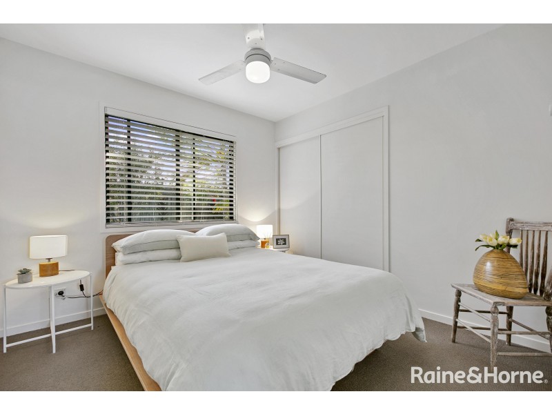 2 CREEKSIDE ESPLANADE, Cooloola Cove QLD 4580