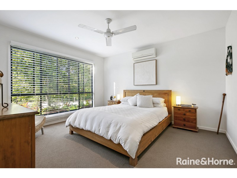 2 CREEKSIDE ESPLANADE, Cooloola Cove QLD 4580