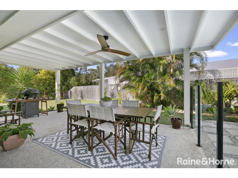 2 CREEKSIDE ESPLANADE, Cooloola Cove QLD 4580