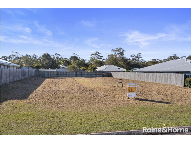 8 Dianella Circuit, Cooloola Cove QLD 4580