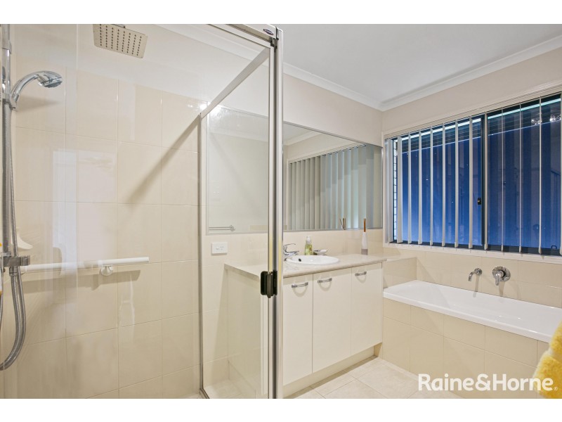 16 Endurance Avenue, Cooloola Cove QLD 4580
