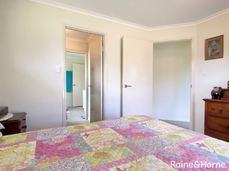 2 Ark Royal Drive, Cooloola Cove QLD 4580