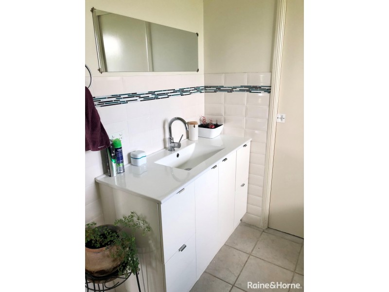 2 Ark Royal Drive, Cooloola Cove QLD 4580