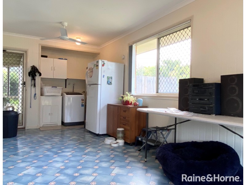 2 Ark Royal Drive, Cooloola Cove QLD 4580