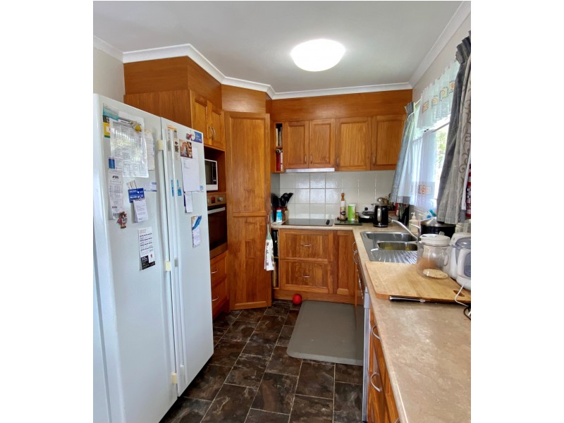 12 Sole Street, Tin Can Bay QLD 4580
