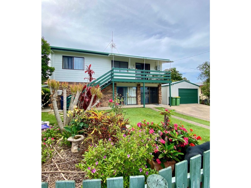 12 Sole Street, Tin Can Bay QLD 4580