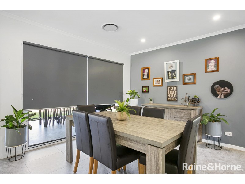 12 Evelyn Road, Southside QLD 4570
