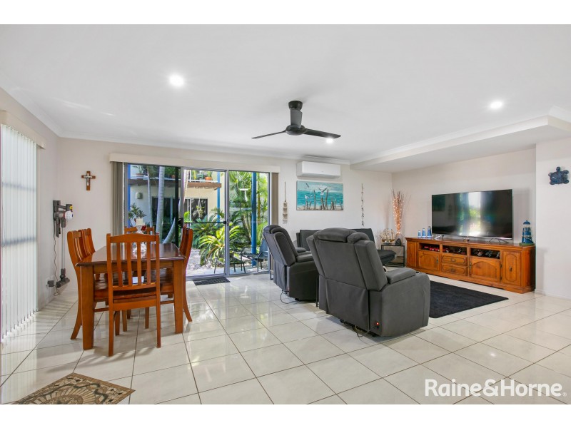 Unit 7/26 Esplanade, Tin Can Bay QLD 4580