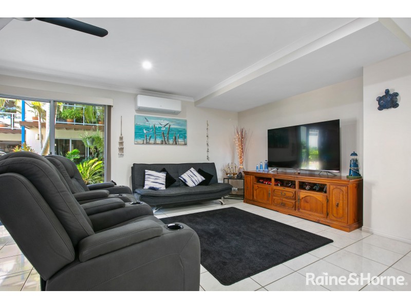 Unit 7/26 Esplanade, Tin Can Bay QLD 4580