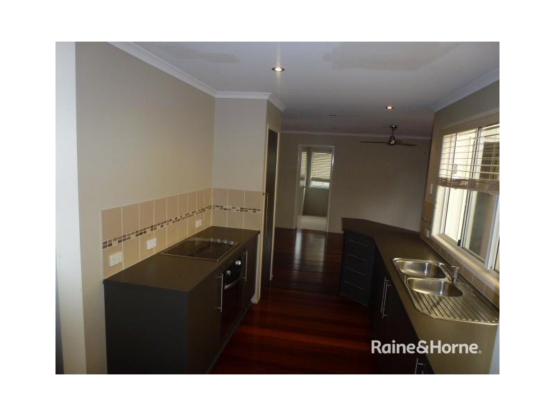 16 Fyshburn Drive, Cooloola Cove QLD 4580